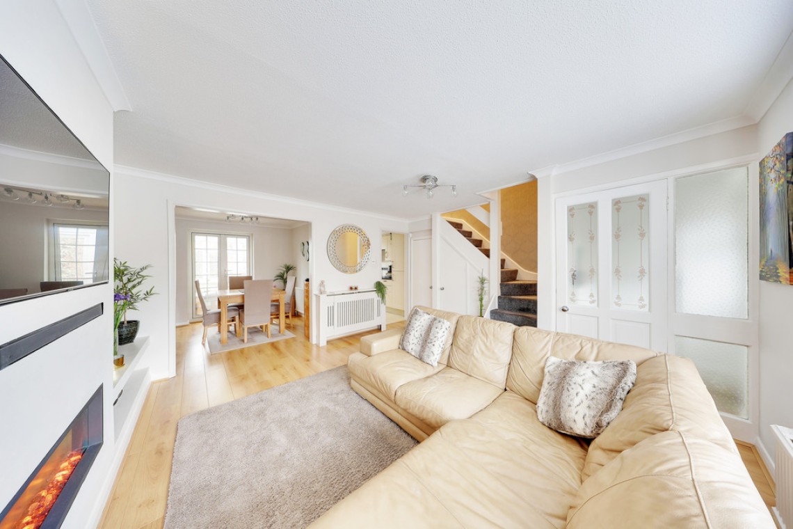 Images for Gardiner Close, Orpington EAID:11e514c9f7e99906cb8dd0ceb0e9edcf BID:1