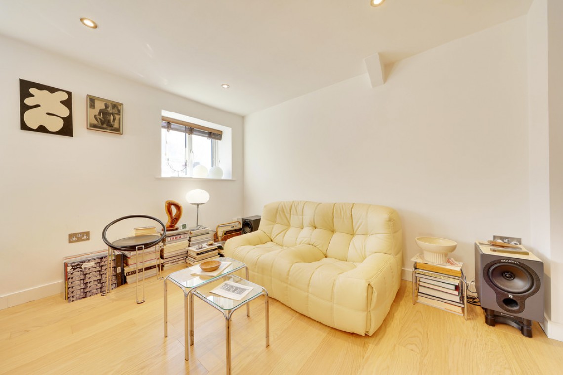 Images for High Street, Green Street Green EAID:11e514c9f7e99906cb8dd0ceb0e9edcf BID:1