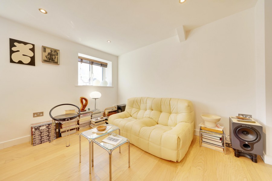 Images for High Street, Green Street Green EAID:11e514c9f7e99906cb8dd0ceb0e9edcf BID:1