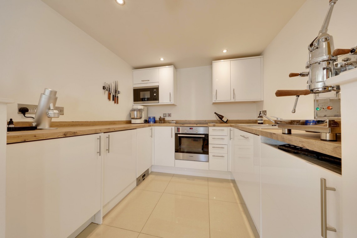 Images for High Street, Green Street Green EAID:11e514c9f7e99906cb8dd0ceb0e9edcf BID:1