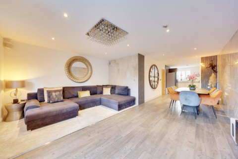 Bruce Grove, Orpington - EAID:11e514c9f7e99906cb8dd0ceb0e9edcf, BID:1