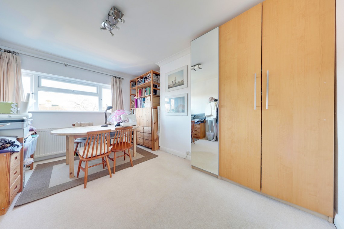 Images for Bassetts Way, Farnborough EAID:11e514c9f7e99906cb8dd0ceb0e9edcf BID:1