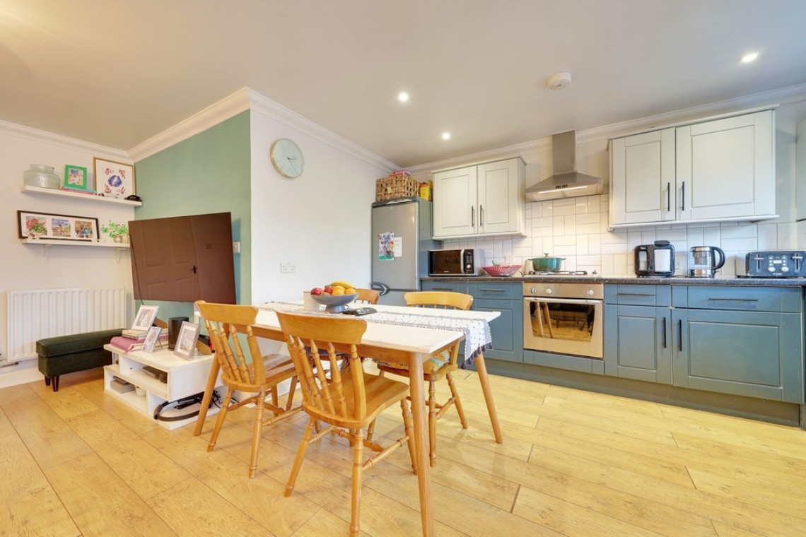 Images for High Street, Orpington EAID:11e514c9f7e99906cb8dd0ceb0e9edcf BID:1