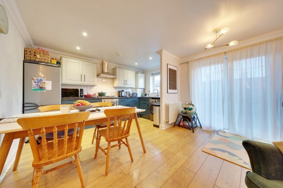 Images for High Street, Orpington EAID:11e514c9f7e99906cb8dd0ceb0e9edcf BID:1