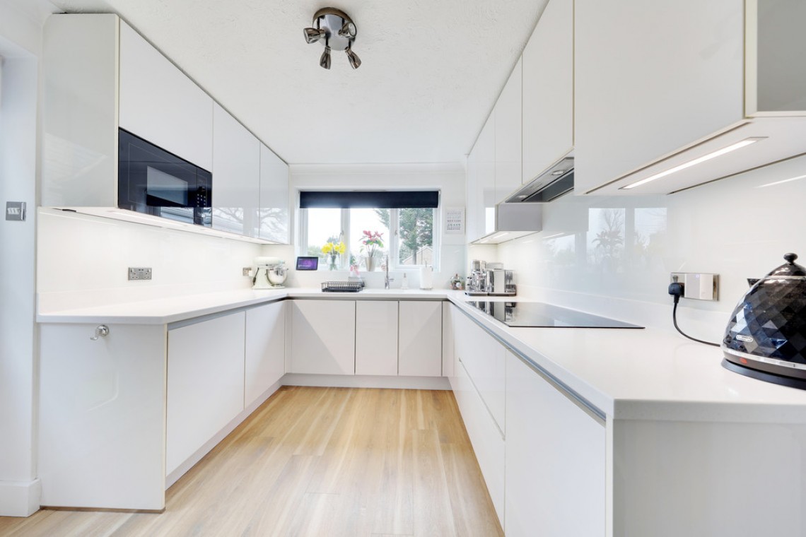 Images for Warnford Road, Orpington EAID:11e514c9f7e99906cb8dd0ceb0e9edcf BID:1