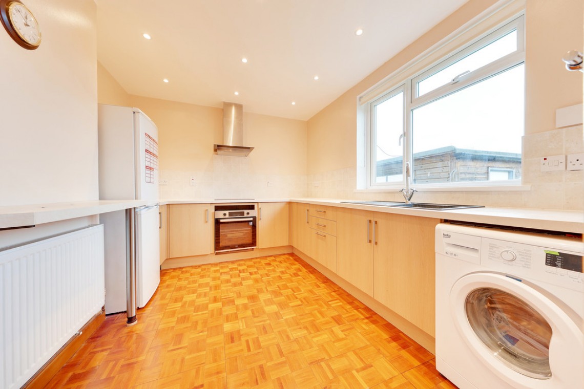 Images for Chorley Wood Crescent, Orpington EAID:11e514c9f7e99906cb8dd0ceb0e9edcf BID:1