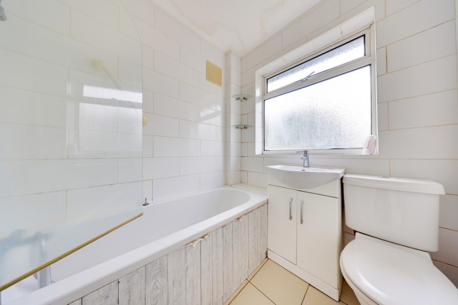 Images for Sevenoaks Way, Orpington EAID:11e514c9f7e99906cb8dd0ceb0e9edcf BID:1