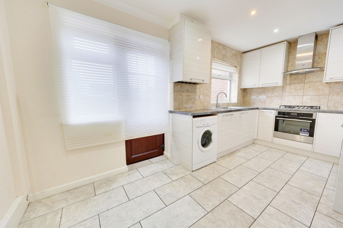 Images for Wellbrook Road, Orpington EAID:11e514c9f7e99906cb8dd0ceb0e9edcf BID:1