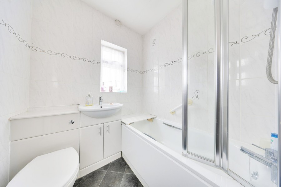 Images for Arundel Drive, Orpington EAID:11e514c9f7e99906cb8dd0ceb0e9edcf BID:1