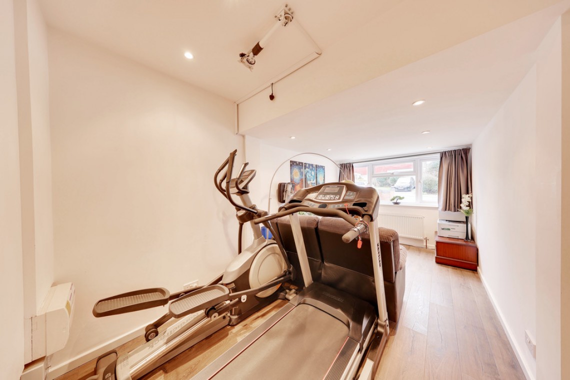 Images for Nicolson Road, Orpington EAID:11e514c9f7e99906cb8dd0ceb0e9edcf BID:1