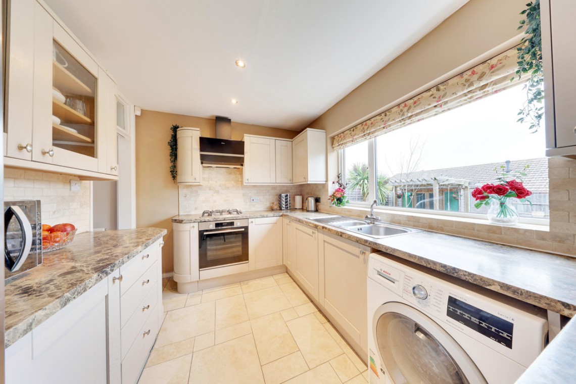 Images for Nicolson Road, Orpington EAID:11e514c9f7e99906cb8dd0ceb0e9edcf BID:1