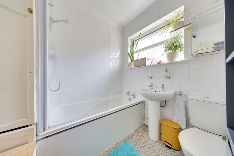 Images for Axtaine Road, Orpington EAID:11e514c9f7e99906cb8dd0ceb0e9edcf BID:1