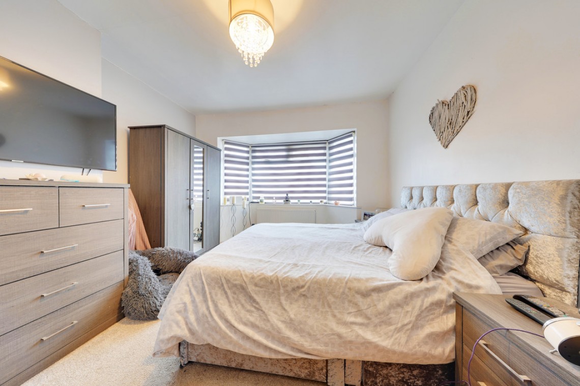 Images for Edmunds Avenue, Orpington EAID:11e514c9f7e99906cb8dd0ceb0e9edcf BID:1