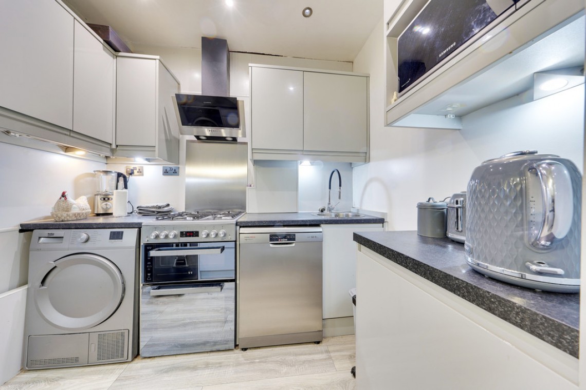 Images for Edmunds Avenue, Orpington EAID:11e514c9f7e99906cb8dd0ceb0e9edcf BID:1