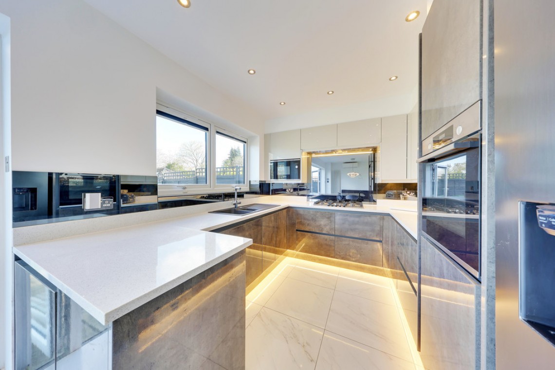 Images for Hillcrest Road, Orpington EAID:11e514c9f7e99906cb8dd0ceb0e9edcf BID:1