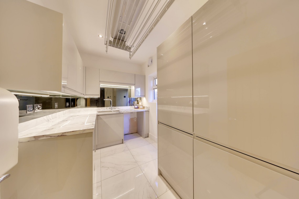 Images for Hillcrest Road, Orpington EAID:11e514c9f7e99906cb8dd0ceb0e9edcf BID:1