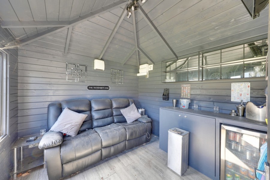 Images for Hillcrest Road, Orpington EAID:11e514c9f7e99906cb8dd0ceb0e9edcf BID:1