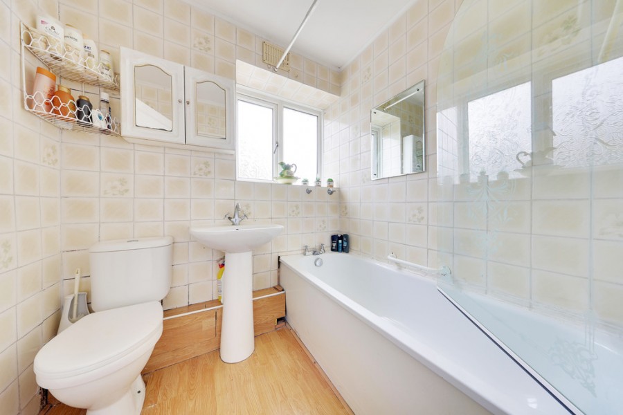 Images for Stowe Road, Orpington EAID:11e514c9f7e99906cb8dd0ceb0e9edcf BID:1