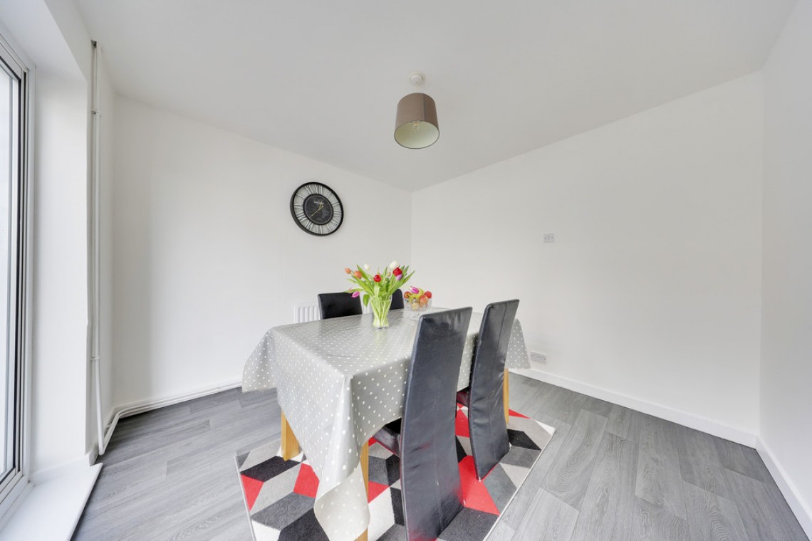 Images for Tintagel Road, Orpington EAID:11e514c9f7e99906cb8dd0ceb0e9edcf BID:1