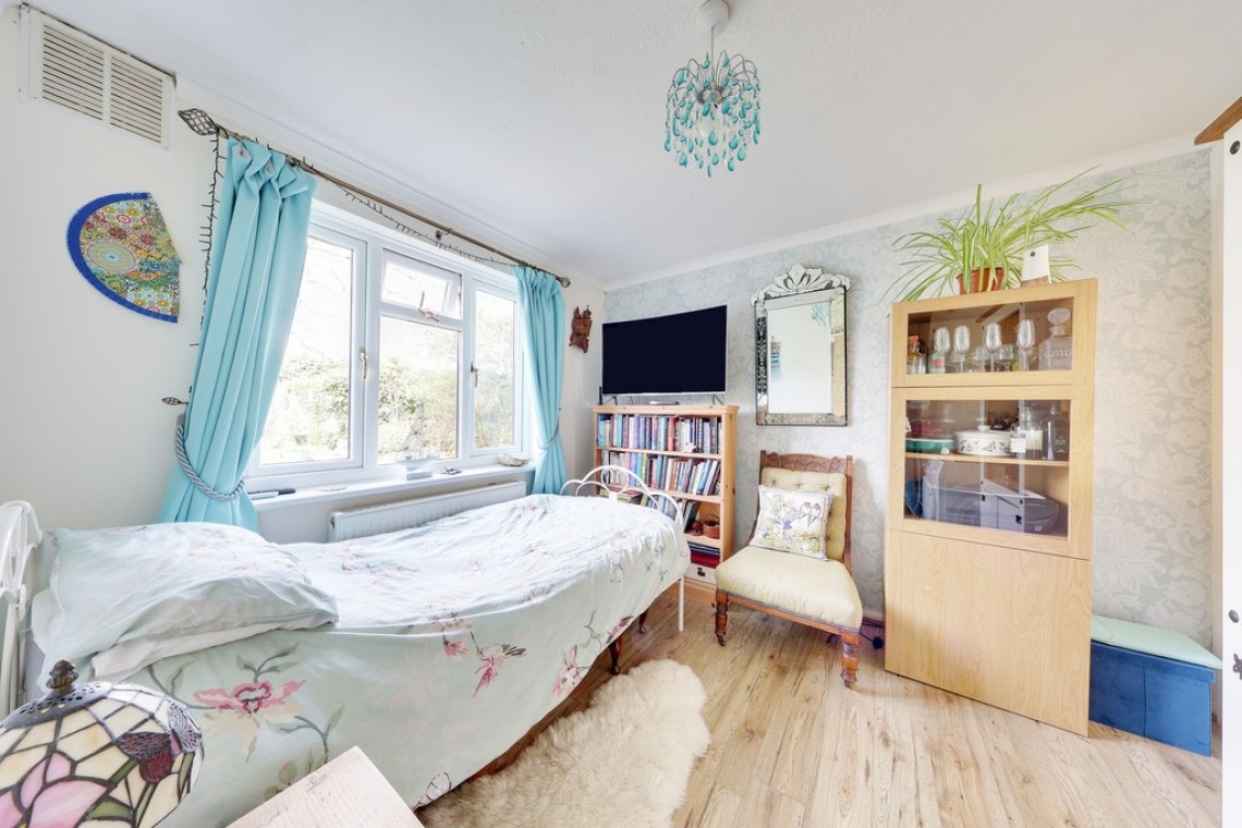 Images for Westbrook Drive, Orpington EAID:11e514c9f7e99906cb8dd0ceb0e9edcf BID:1