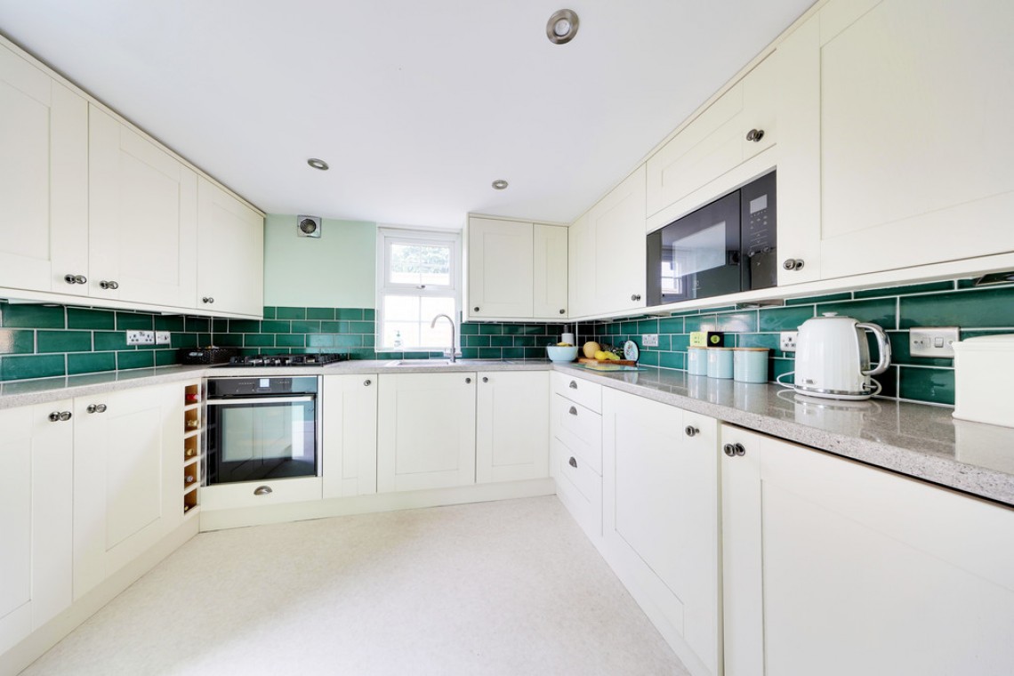 Images for Station Road, Halstead EAID:11e514c9f7e99906cb8dd0ceb0e9edcf BID:1