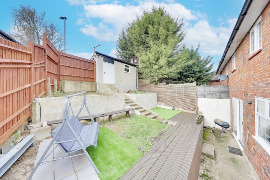 Images for Leesons Hill, Orpington EAID:11e514c9f7e99906cb8dd0ceb0e9edcf BID:1
