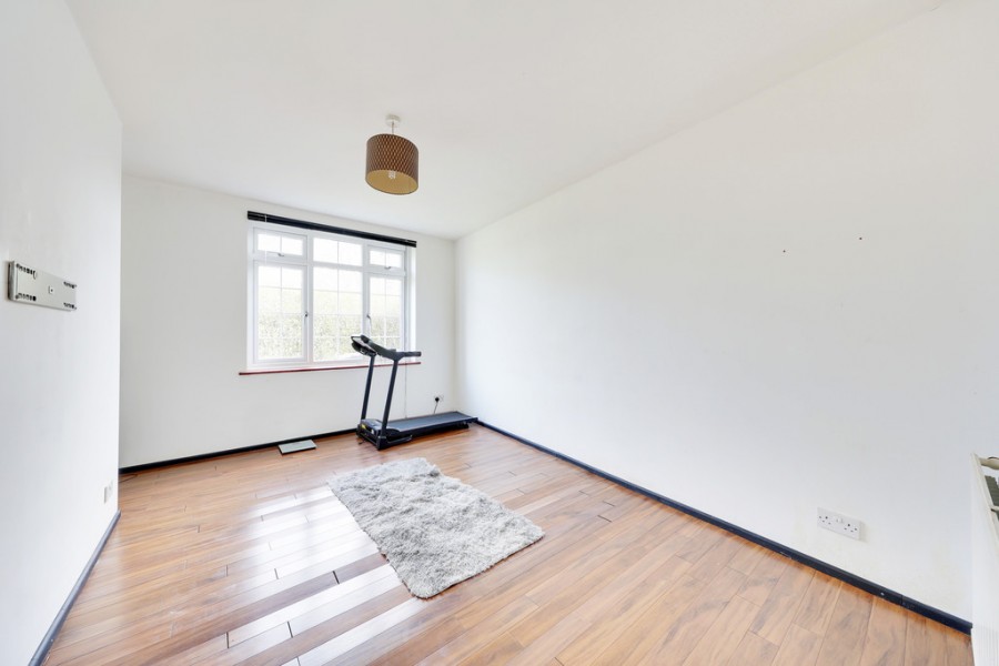 Images for Leesons Hill, Orpington EAID:11e514c9f7e99906cb8dd0ceb0e9edcf BID:1