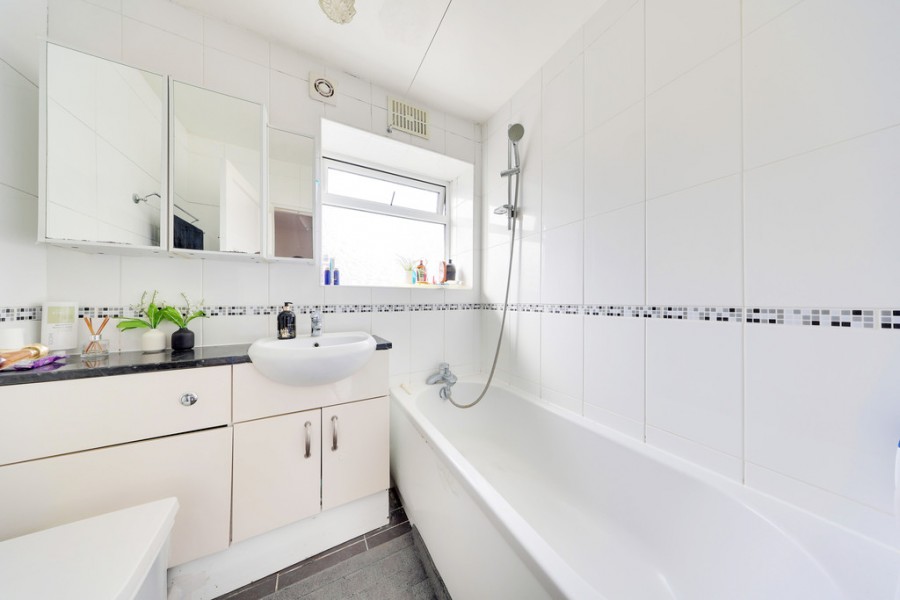 Images for Stowe Road, Orpington EAID:11e514c9f7e99906cb8dd0ceb0e9edcf BID:1