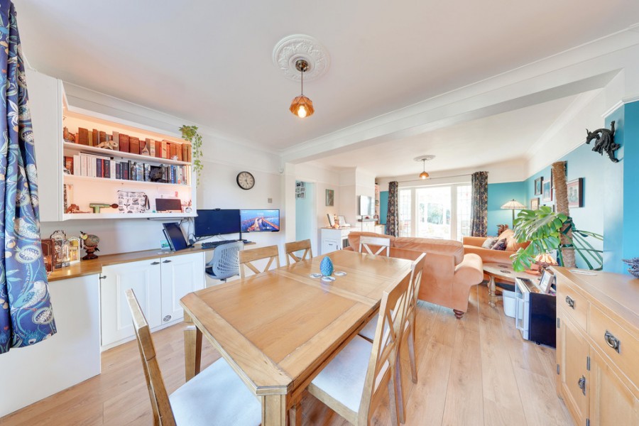 Images for Ravensbury Road, Orpington EAID:11e514c9f7e99906cb8dd0ceb0e9edcf BID:1