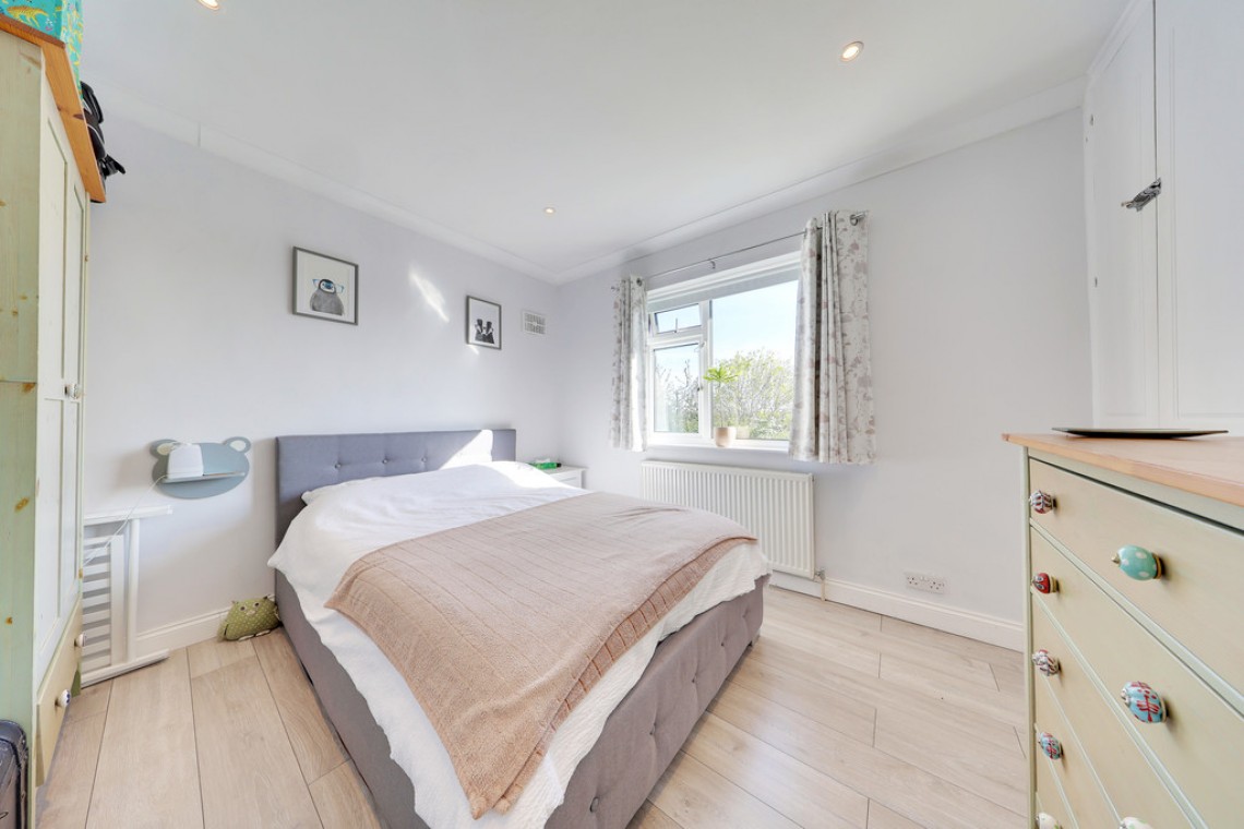 Images for Ravensbury Road, Orpington EAID:11e514c9f7e99906cb8dd0ceb0e9edcf BID:1