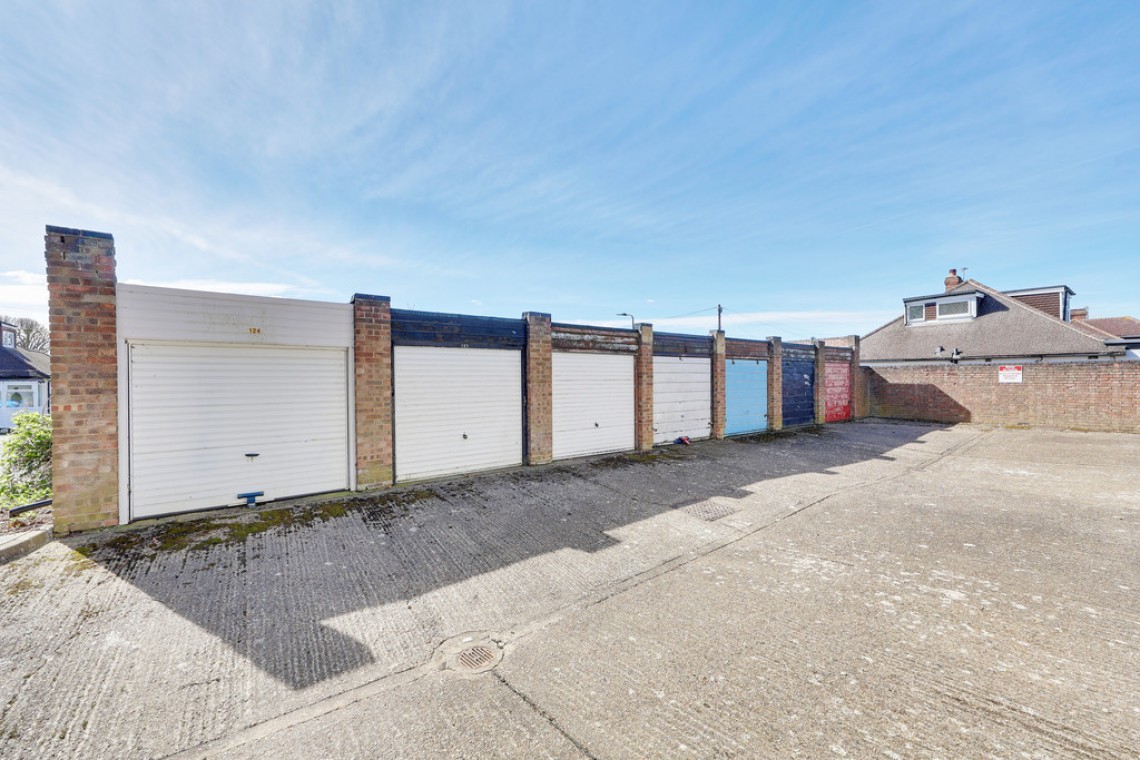 Images for Highlands Road, Orpington EAID:11e514c9f7e99906cb8dd0ceb0e9edcf BID:1