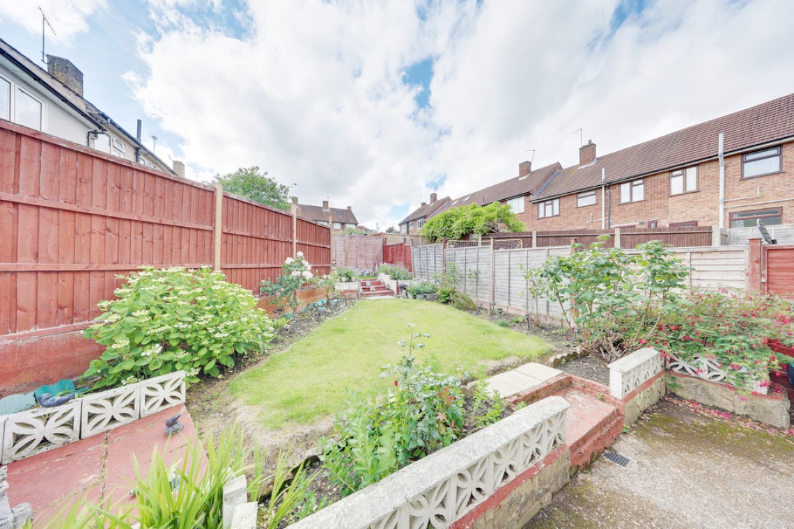 Images for Clarendon Grove, Orpington EAID:11e514c9f7e99906cb8dd0ceb0e9edcf BID:1