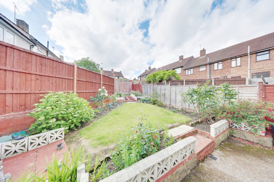 Images for Clarendon Grove, Orpington EAID:11e514c9f7e99906cb8dd0ceb0e9edcf BID:1