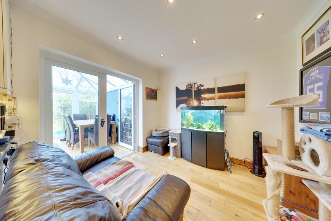 Images for Hillcrest Road, Orpington EAID:11e514c9f7e99906cb8dd0ceb0e9edcf BID:1