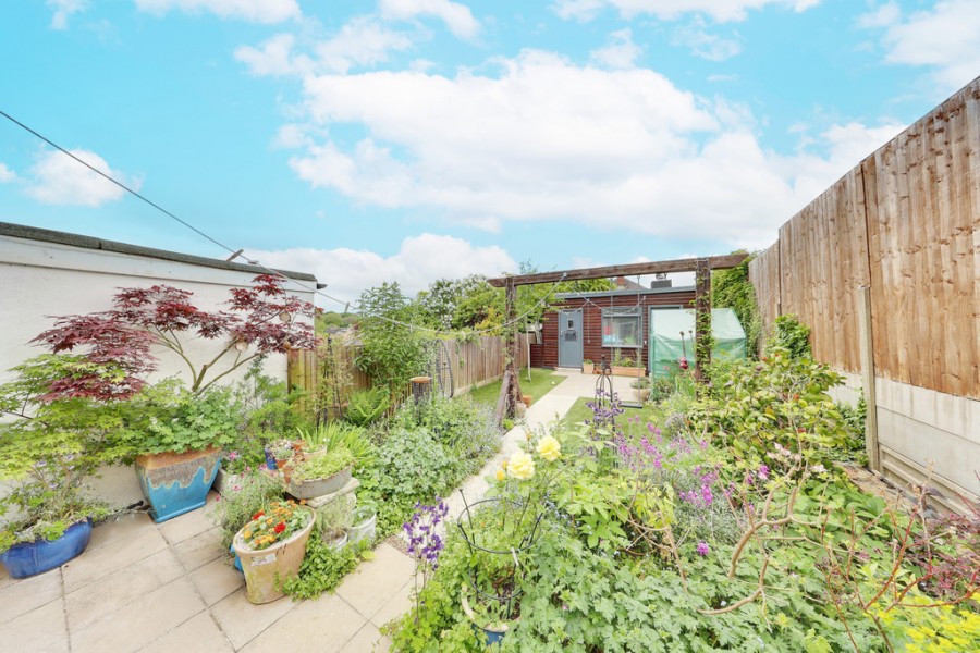 Images for Laxey Road, Orpington EAID:11e514c9f7e99906cb8dd0ceb0e9edcf BID:1