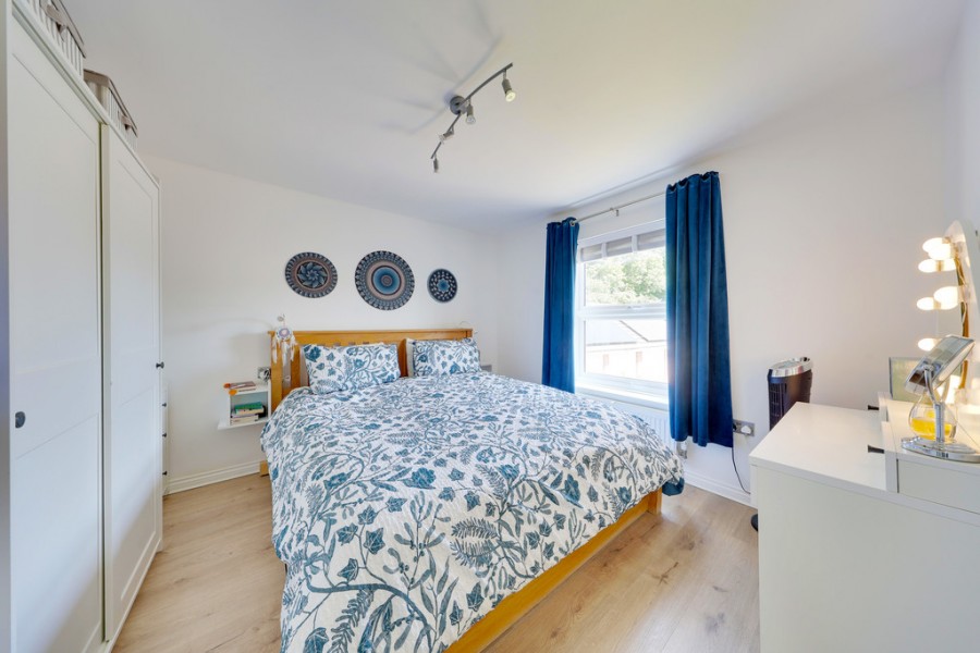 Images for Holywell Close, Orpington EAID:11e514c9f7e99906cb8dd0ceb0e9edcf BID:1