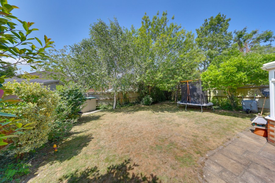 Images for Holywell Close, Orpington EAID:11e514c9f7e99906cb8dd0ceb0e9edcf BID:1
