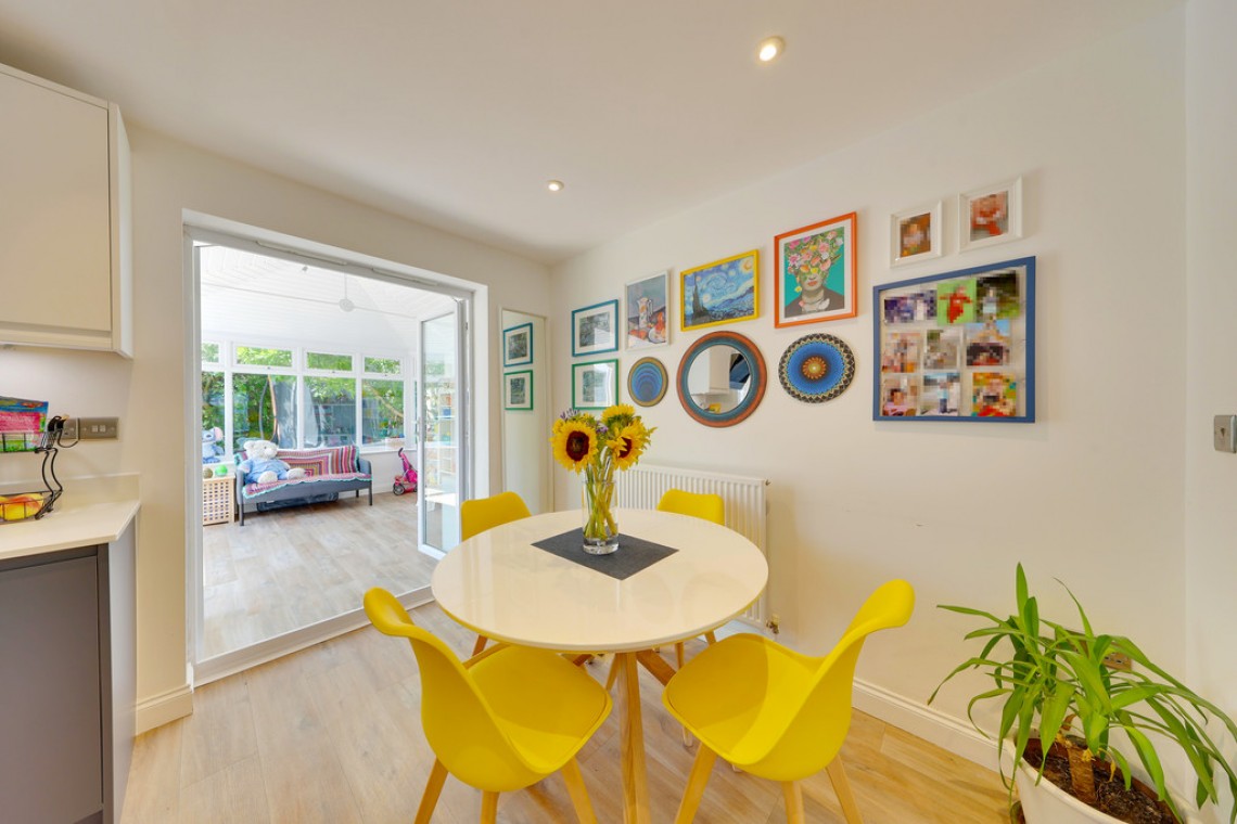 Images for Holywell Close, Orpington EAID:11e514c9f7e99906cb8dd0ceb0e9edcf BID:1