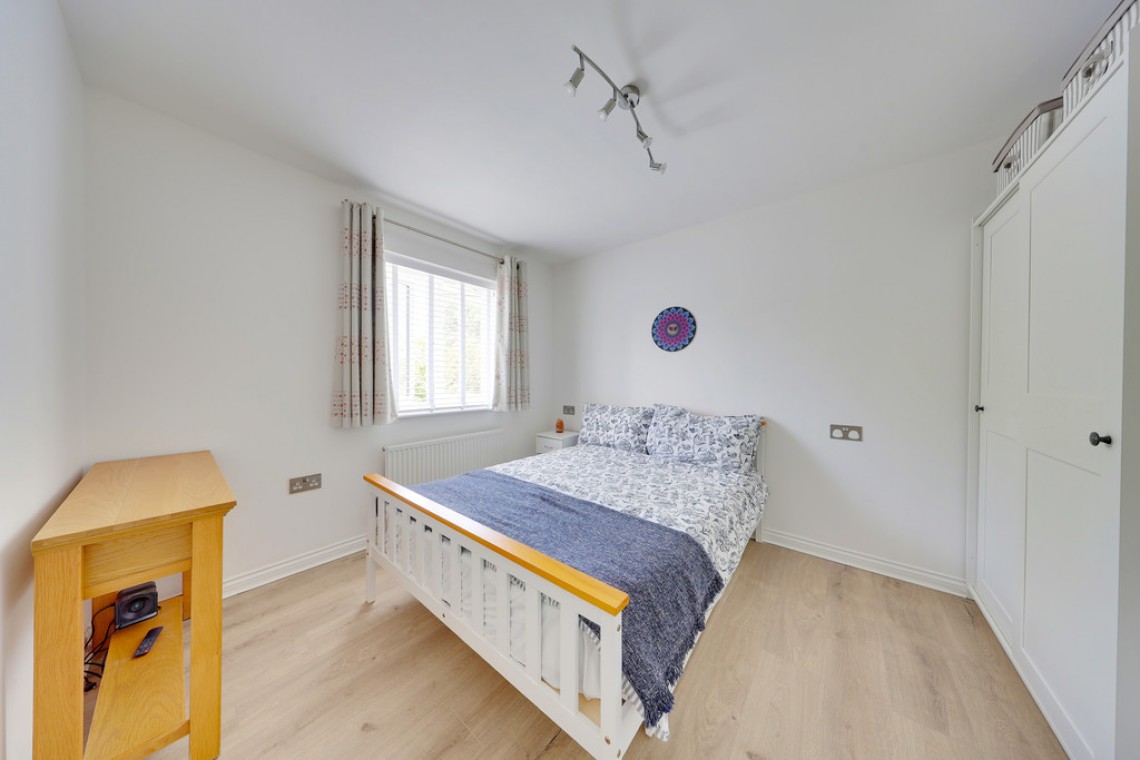Images for Holywell Close, Orpington EAID:11e514c9f7e99906cb8dd0ceb0e9edcf BID:1