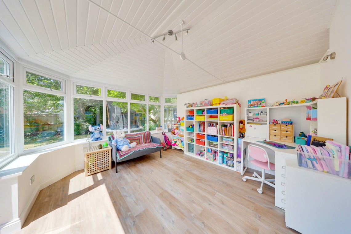 Images for Holywell Close, Orpington EAID:11e514c9f7e99906cb8dd0ceb0e9edcf BID:1