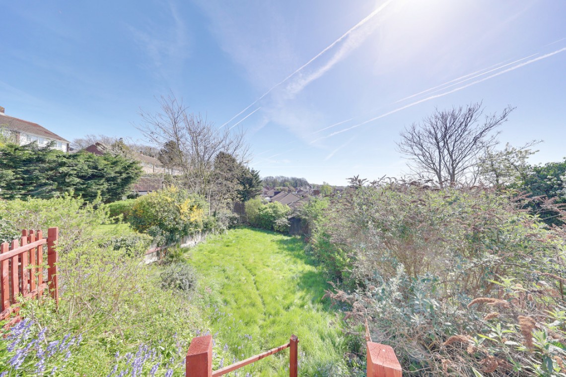 Images for Edmunds Avenue, Orpington EAID:11e514c9f7e99906cb8dd0ceb0e9edcf BID:1