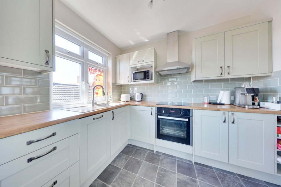 Images for Edmunds Avenue, Orpington EAID:11e514c9f7e99906cb8dd0ceb0e9edcf BID:1