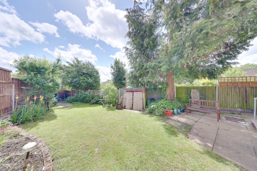 Images for Newstead Avenue, Orpington EAID:11e514c9f7e99906cb8dd0ceb0e9edcf BID:1