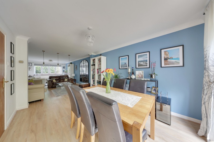 Images for Hilborough Way, Orpington EAID:11e514c9f7e99906cb8dd0ceb0e9edcf BID:1