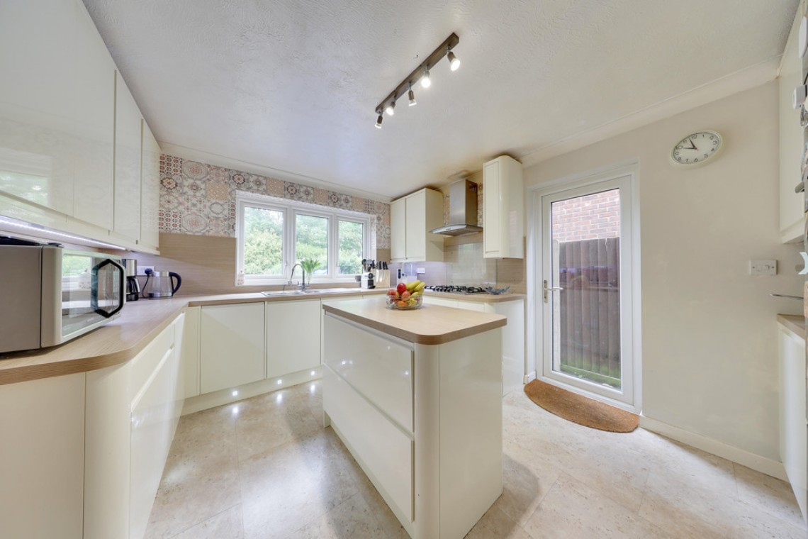 Images for Hilborough Way, Orpington EAID:11e514c9f7e99906cb8dd0ceb0e9edcf BID:1
