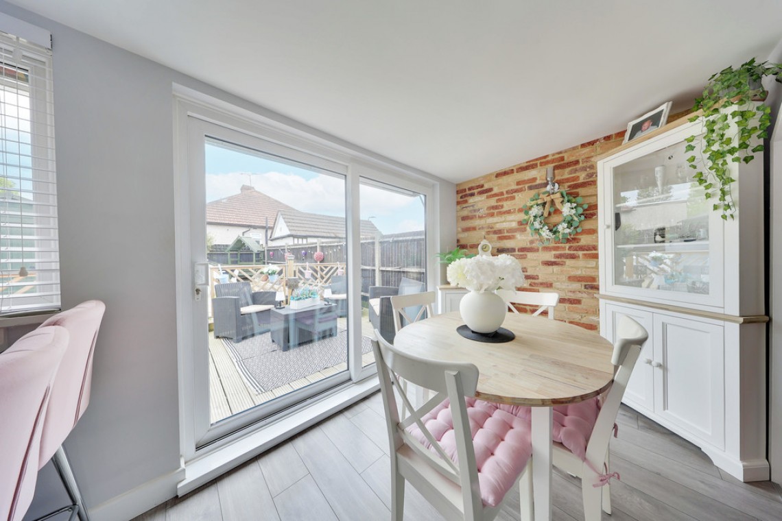 Images for Northfield Avenue, Orpington EAID:11e514c9f7e99906cb8dd0ceb0e9edcf BID:1