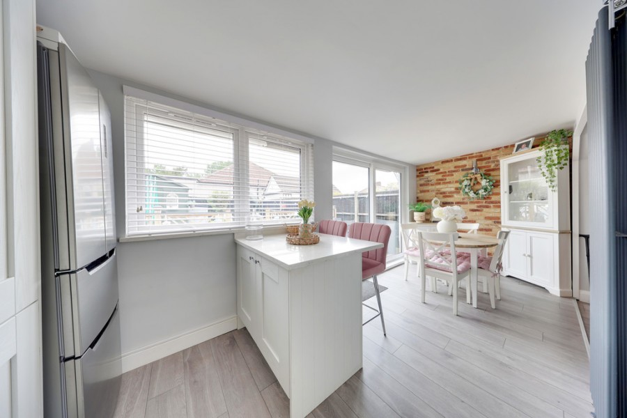 Images for Northfield Avenue, Orpington EAID:11e514c9f7e99906cb8dd0ceb0e9edcf BID:1