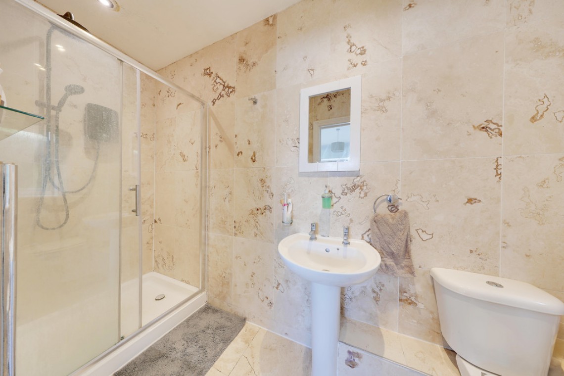 Images for Edmunds Avenue, Orpington EAID:11e514c9f7e99906cb8dd0ceb0e9edcf BID:1