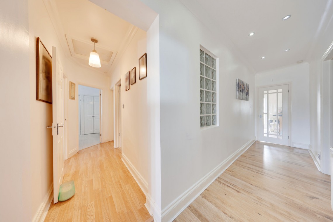 Images for Edmunds Avenue, Orpington EAID:11e514c9f7e99906cb8dd0ceb0e9edcf BID:1