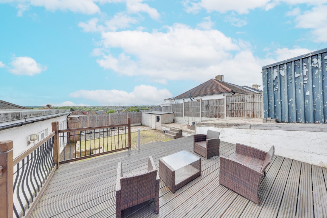 Images for Edmunds Avenue, Orpington EAID:11e514c9f7e99906cb8dd0ceb0e9edcf BID:1
